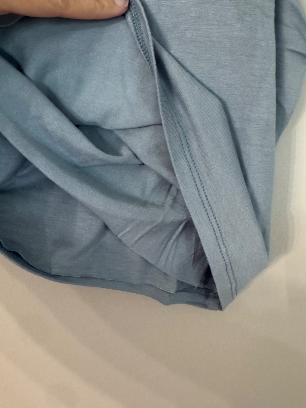 Lulus Basics Feel Like Dancing Denim Blue Deep V-Neck Crop Top Sz S NWT - Picture 3 of 6